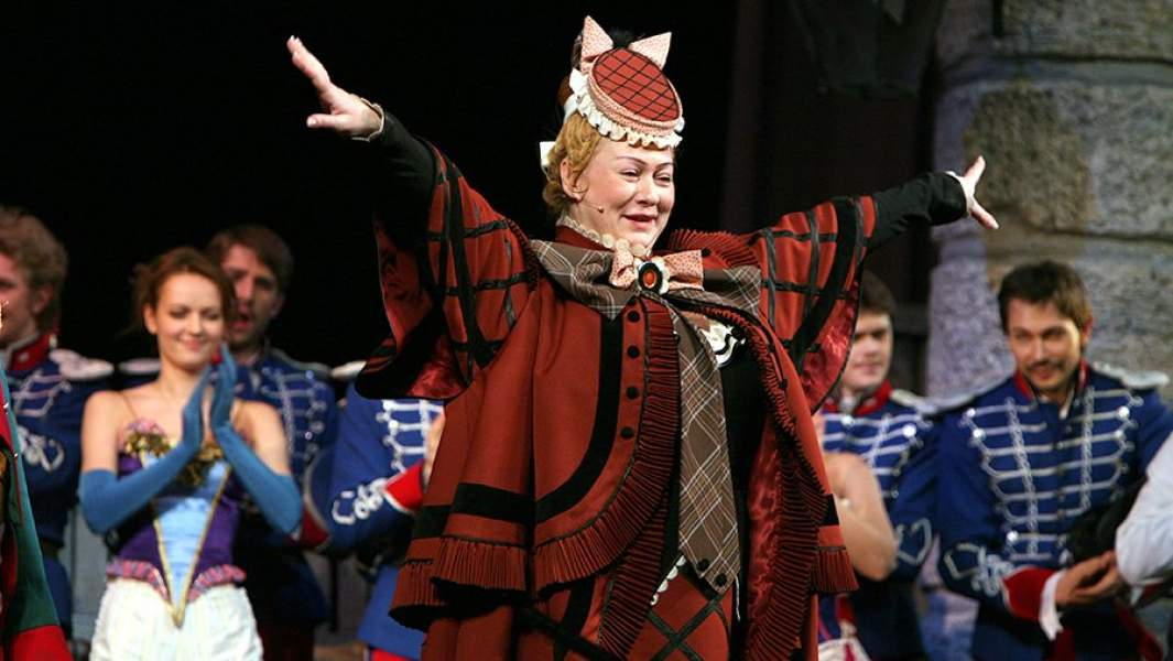 Театр Вахтангова приглашает на Мадемуазель Нитуш