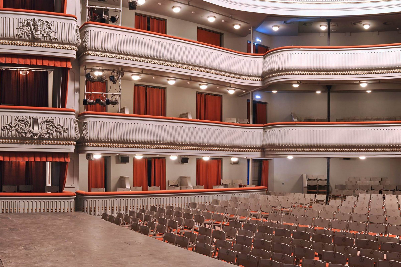 Афиша Театра Наций на июнь 2025 — расписание спектаклей