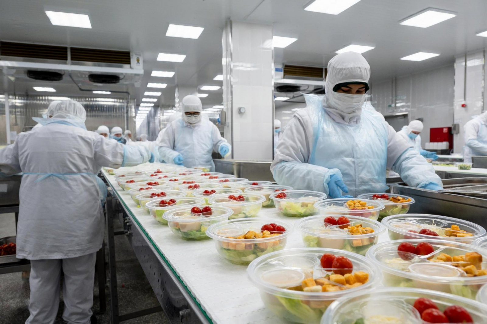 Производство готовой продукции бренда Creative kitchen