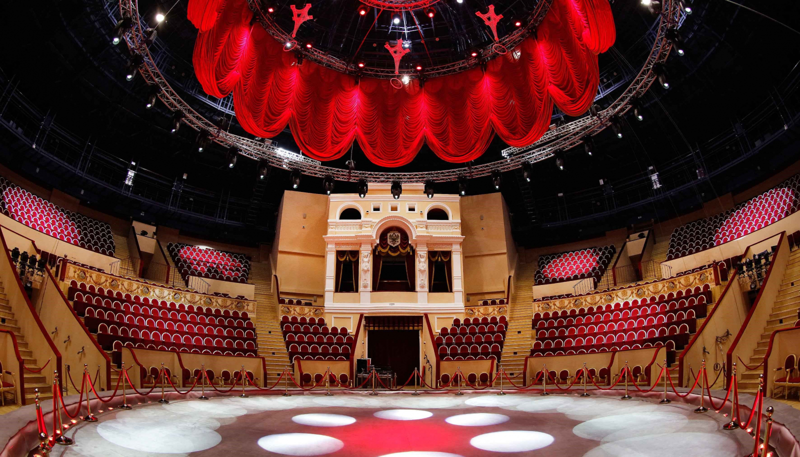 Цирки Санкт-Петербурга