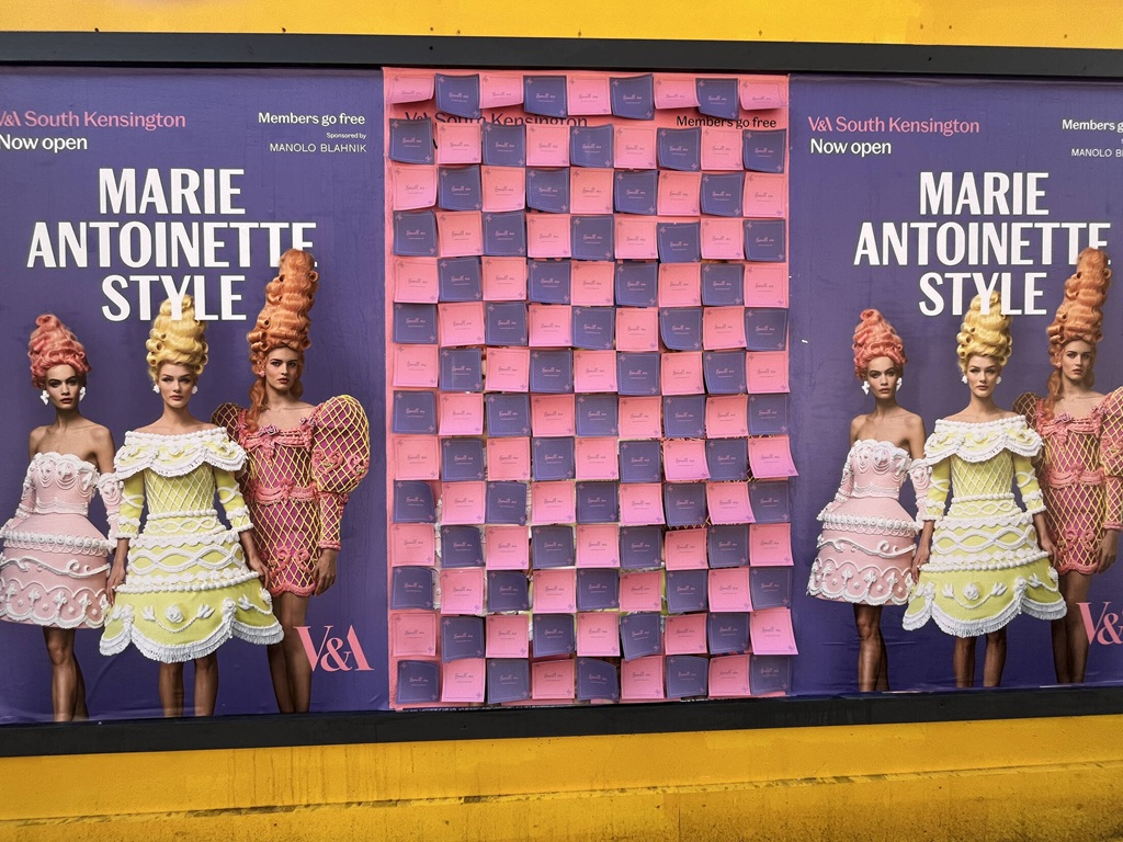 Выставка в стиле Марии-Антуанетты