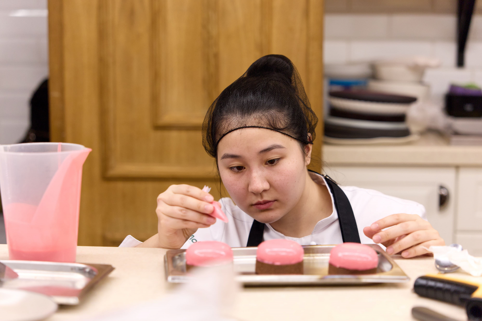 Кондитер за выходные: базовый курс от Novikov School