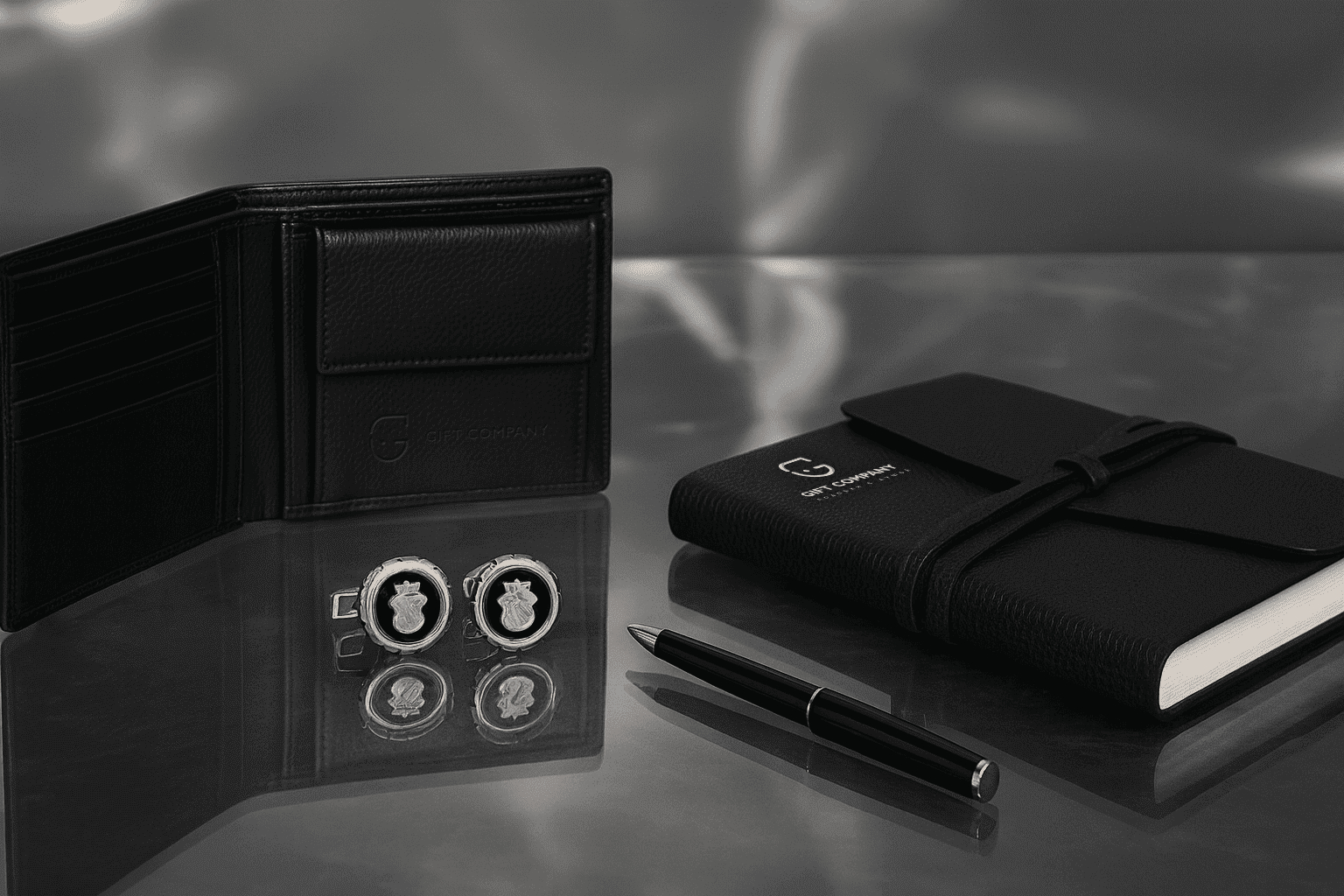 Пример корпоративного подарочного набора: блокнот с ручкой, кошелёк и запонки.