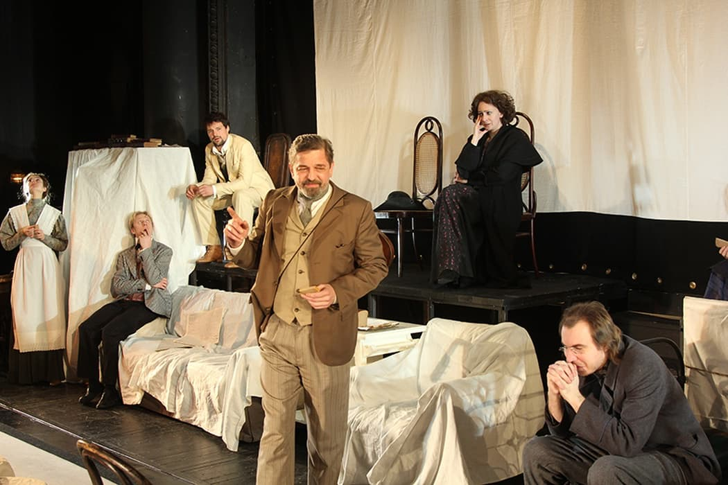 «Вишневый сад» в Петербурге