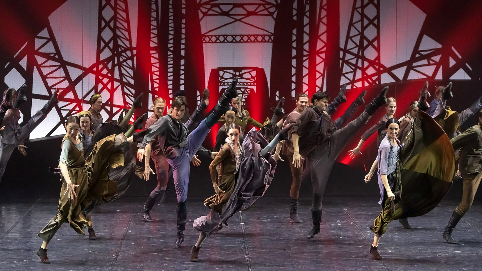 «Красная Жизель» на сцене Александринского театра