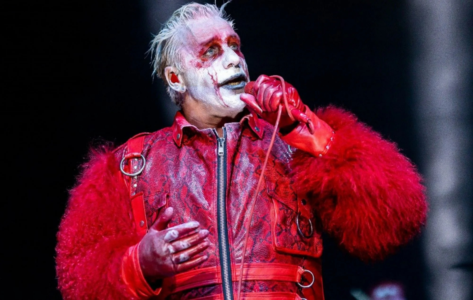 концерт Till Lindemann в Lotus Arena