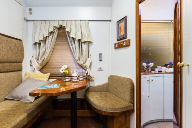 Билеты на поезд «Премиум» в Адлер