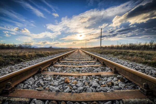 Скорый поезд «Таврия»: особенности и преимущества