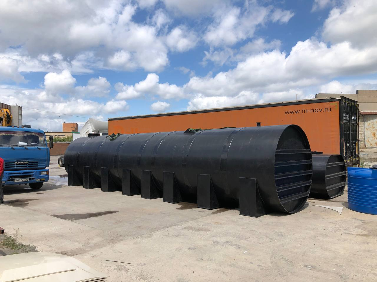 ООО «Завод ОС» предлагает вашему бизнесу полный цикл создания ёмкостного и очистного оборудования.