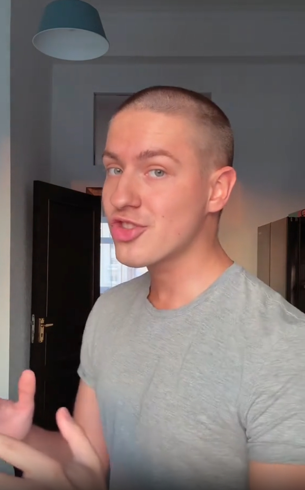 Готовый шаблон тут (тыкай на текст)