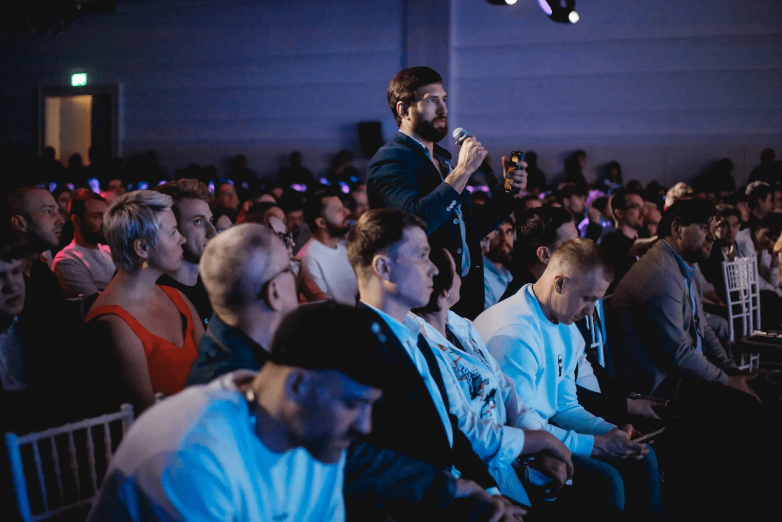 На конференциях часто проводят сессии вопросов и ответов — это классная возможность пообщаться с топовыми предпринимателями лично. Источник: Adesk Venture Day