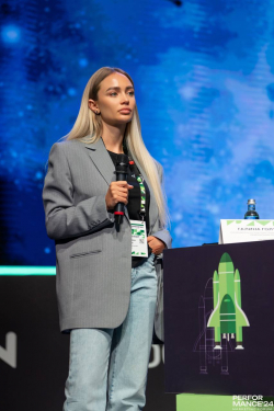 Галина Голубева
