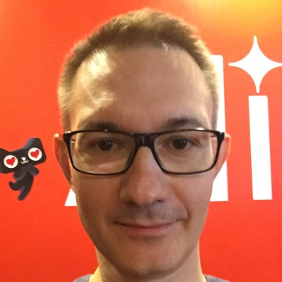 Олег Лебедев