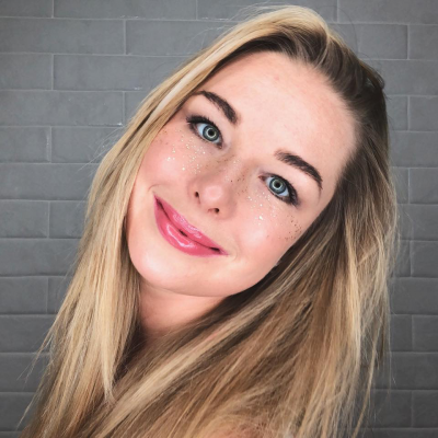 Анастасия Тихомирова