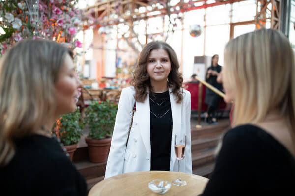 Алина Якиревич ФОНБЕТ