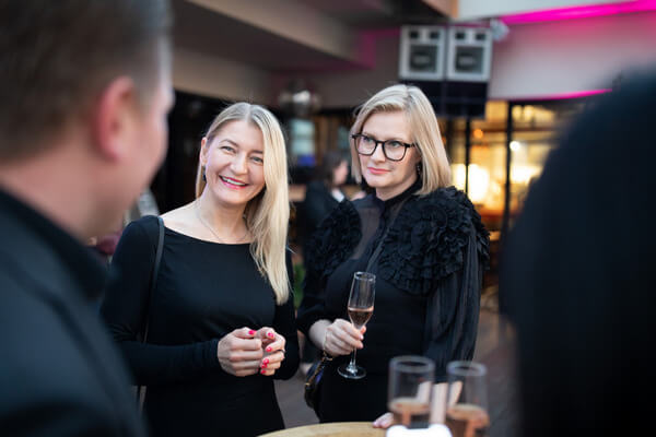 Оксана Жданович ИЛЬ ДЕ БОТЭ; Марина Дмитриева GUERLAIN