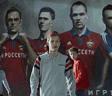 adidas и ЦСКА соединили будущее и прошлое в рекламе