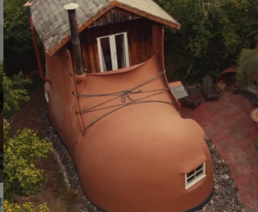 Airbnb потратит $1 млн на самые необычные дома. Башмак и огромная картофелина уже есть