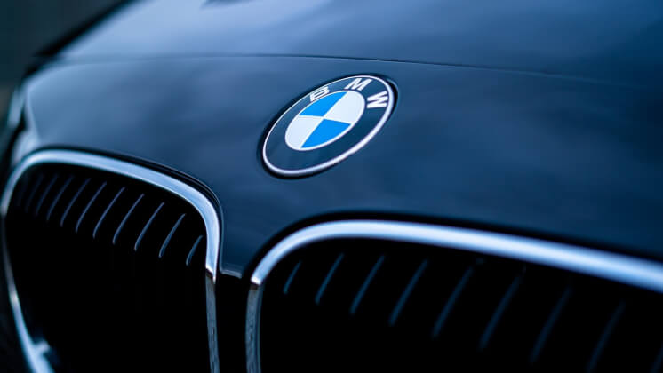 BMW протестирует AR-очки Meta в автомобилях