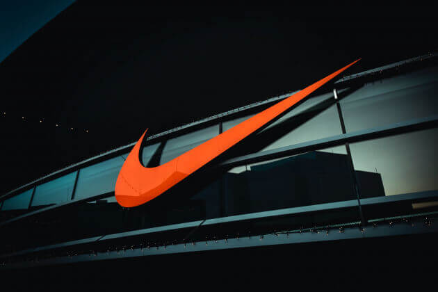 Nike заявила, что продолжит работу в России