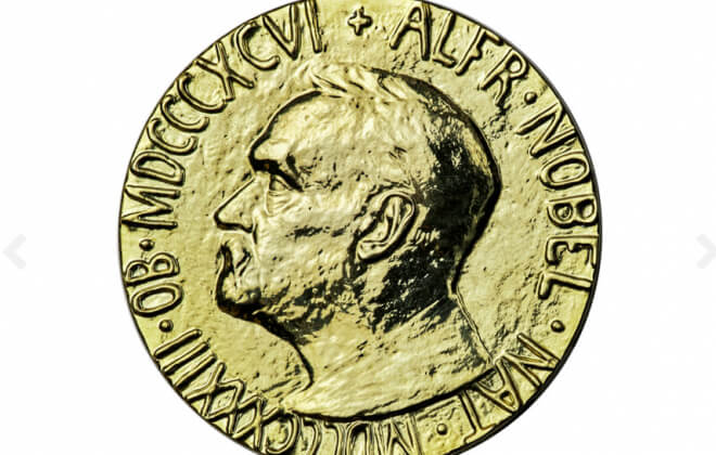 Дмитрий Муратов продал Нобелевскую медаль на аукционе