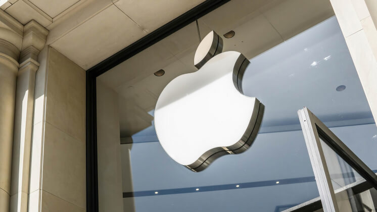 Европарламент обязал Apple и Google разрешать установку приложений из сторонних магазинов