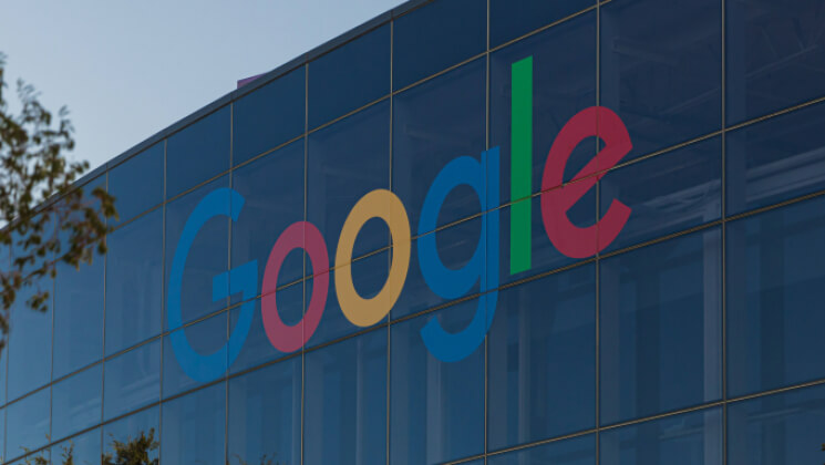 Елизавета II, Украина и Джонни Депп: Google объявила тренды поиска в 2022 году