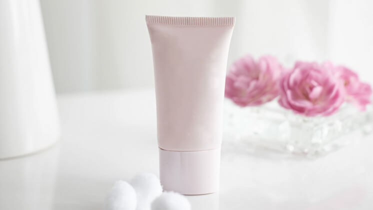 Российские марки вошли в тройку самых упоминаемых косметических брендов в 2023 году