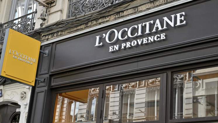 Крупнейший акционер L'Occitane намерен выкупить компанию при содействии Blackstone