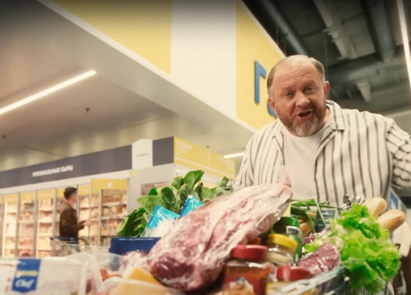 Стейки, колбаски и шашлык: Константин Ивлев рассказал, чем закупиться в METRO к праздникам