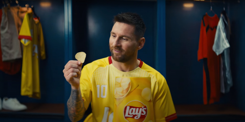 Lay’s изменили международный футбольный клич в новой рекламе с Лионелем Месси