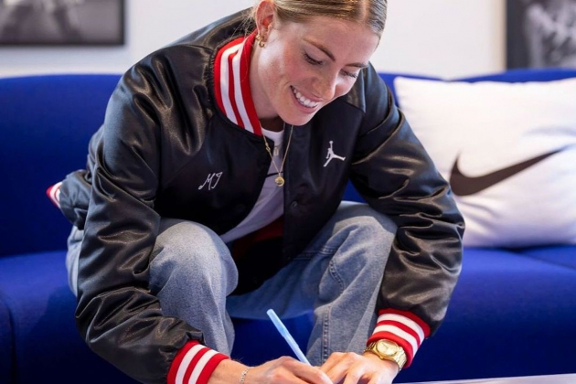 Nike подписал личный контракт с победительницей «Тур де Франс» Деми Воллеринг