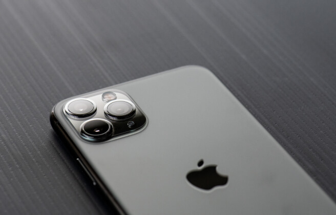 Пользователям, которых прослушивала Siri, Apple заплатит компенсацию