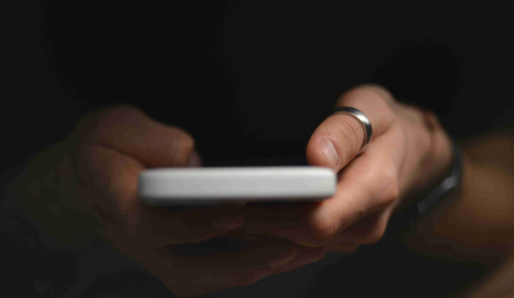 В Госдуме одобрили возможность подтверждения возраста через Max при покупке алкоголя