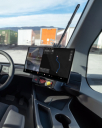 Tesla запустила массовое производство электрического грузовика Semi