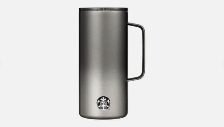 Директора корейского Starbucks уволили после рекламной акции