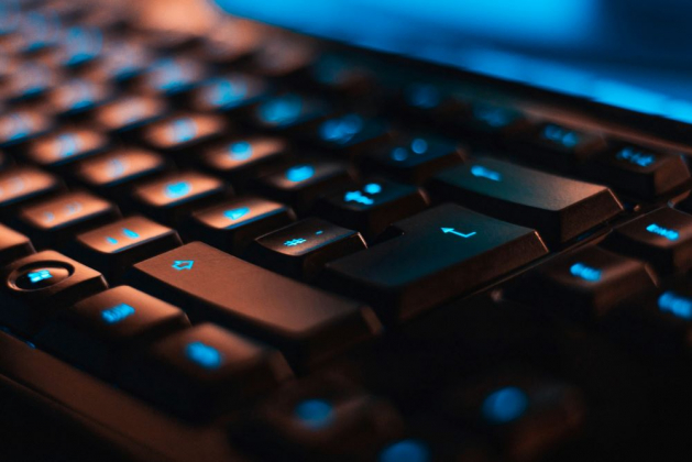 Yandex B2B Tech запустит ИИ-сервис для создания сайтов и веб-приложений без разработки