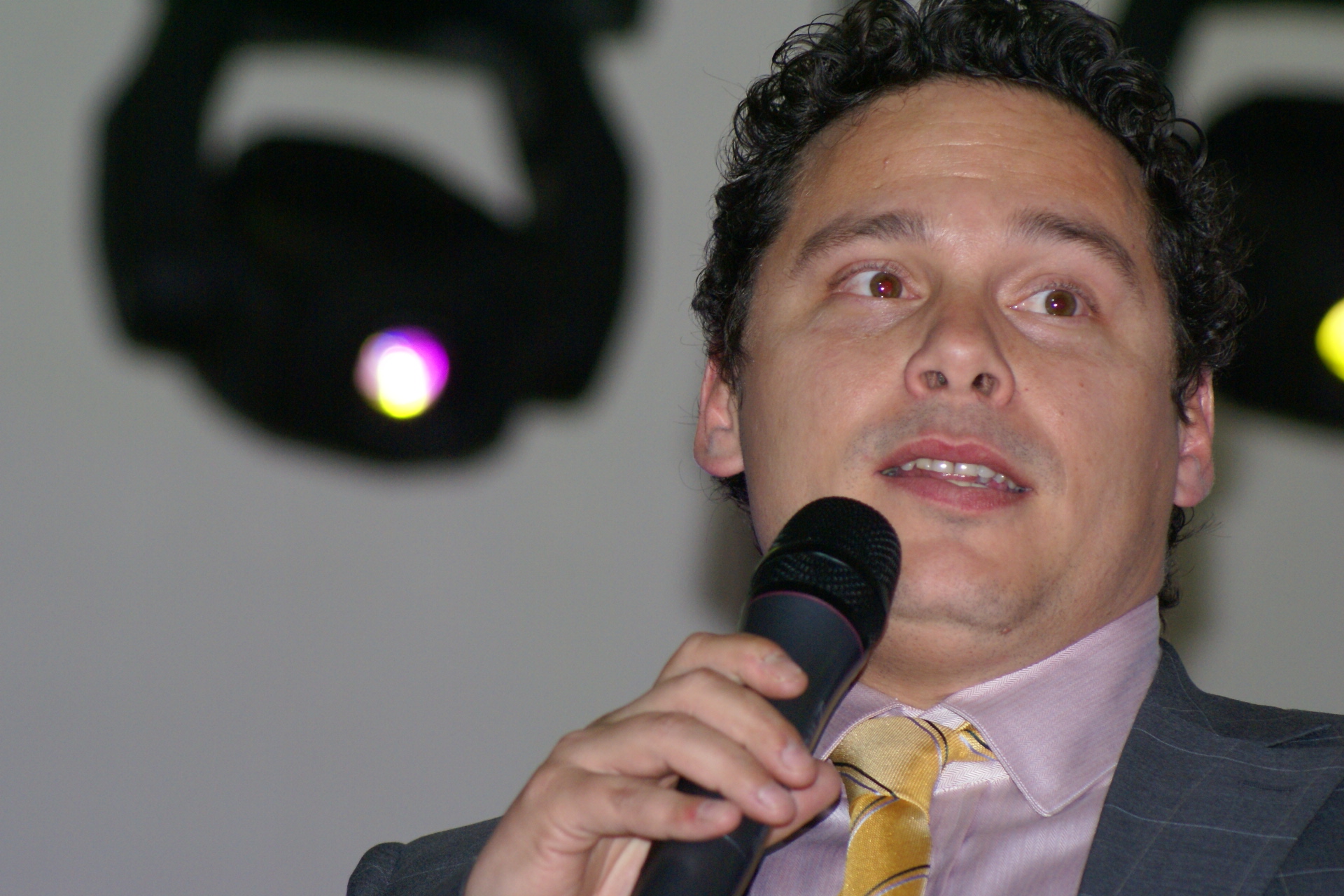 Sostav.ru - Фоторепортажи - TEZ Tour подарил партнерам глобусы-арбузы